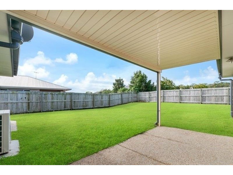 16 Eucalyptus St, Ningi QLD 4511