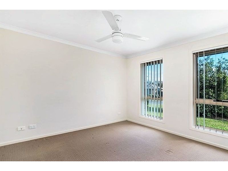 16 Eucalyptus St, Ningi QLD 4511