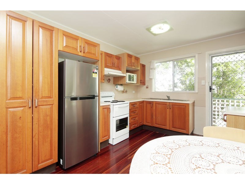 19 Penguin Street, Bongaree QLD 4507