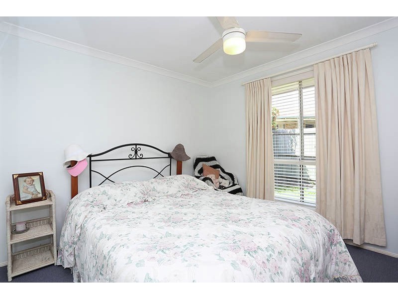 30 Smout Court, Sandstone Point QLD 4511