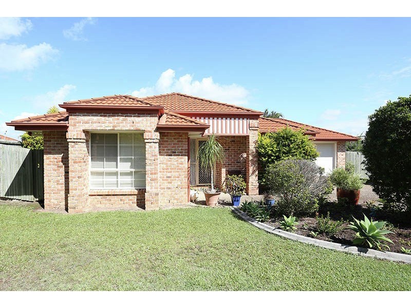 30 Smout Court, Sandstone Point QLD 4511