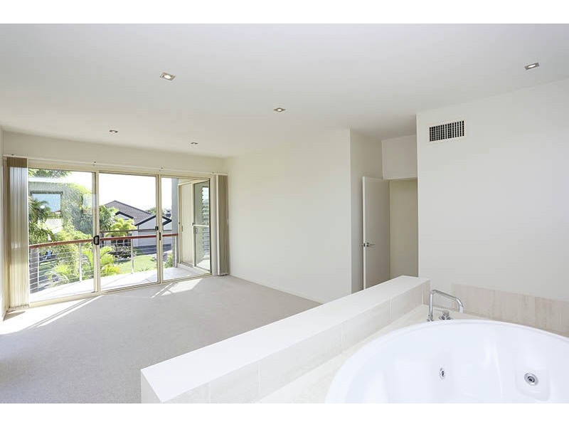 47 Tradewinds Drive, Banksia Beach QLD 4507