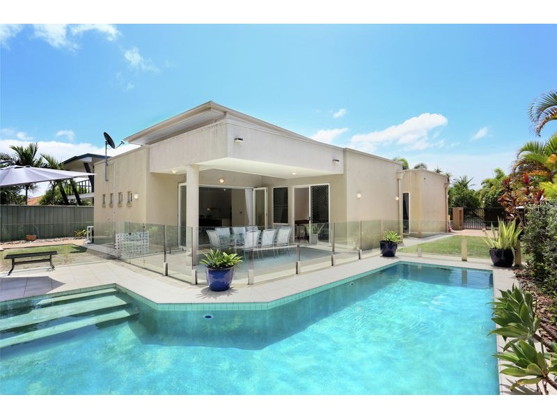 26 Marina Boulevard, Banksia Beach QLD 4507