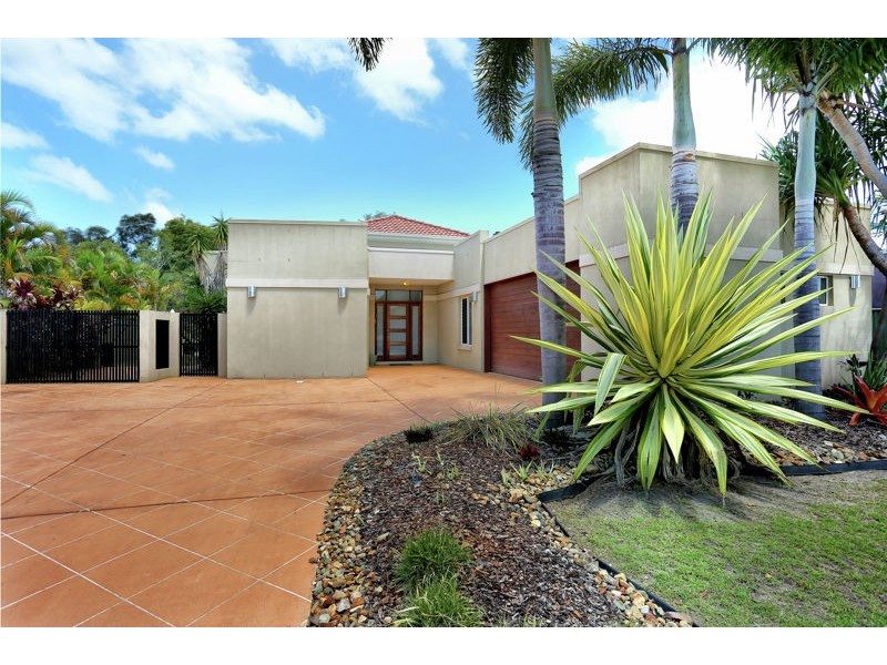 26 Marina Boulevard, Banksia Beach QLD 4507