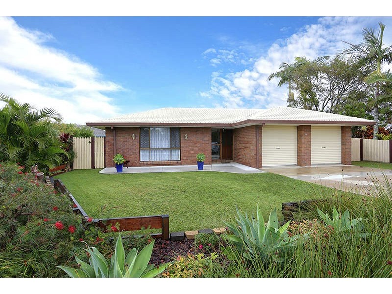 15 Carter Court, Sandstone Point QLD 4511