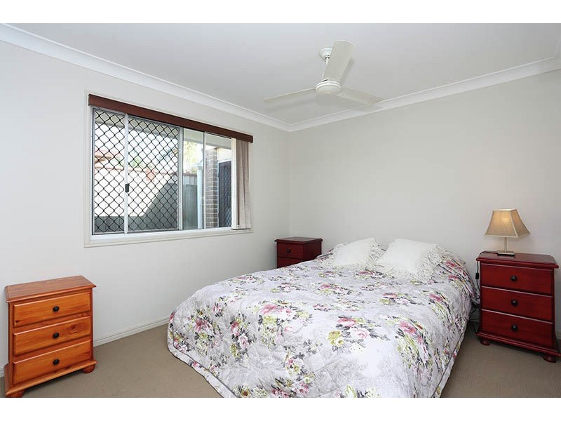 6 Clovelly Place, Sandstone Point QLD 4511