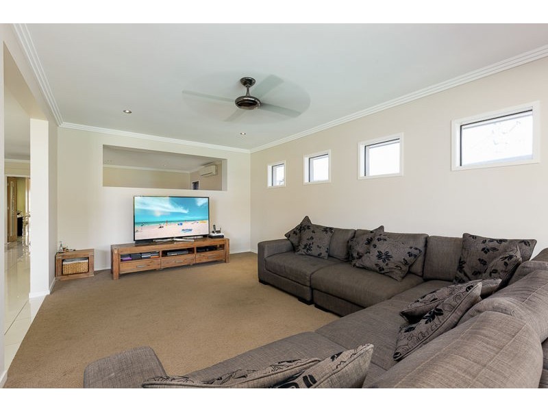 85 Raptor Parade, Banksia Beach QLD 4507