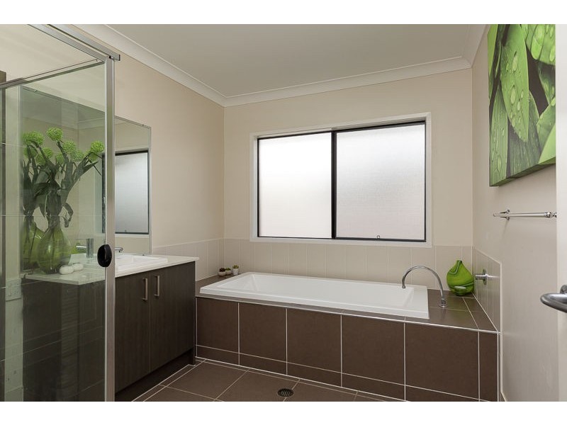 85 Raptor Parade, Banksia Beach QLD 4507