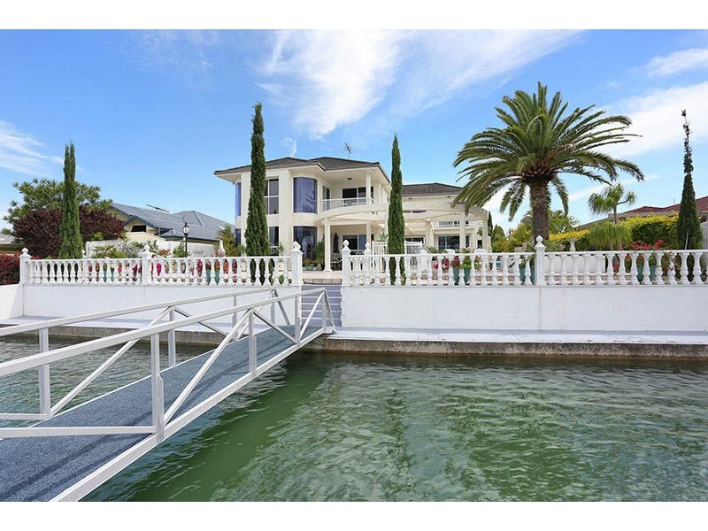 28 Island Parade, Banksia Beach QLD 4507