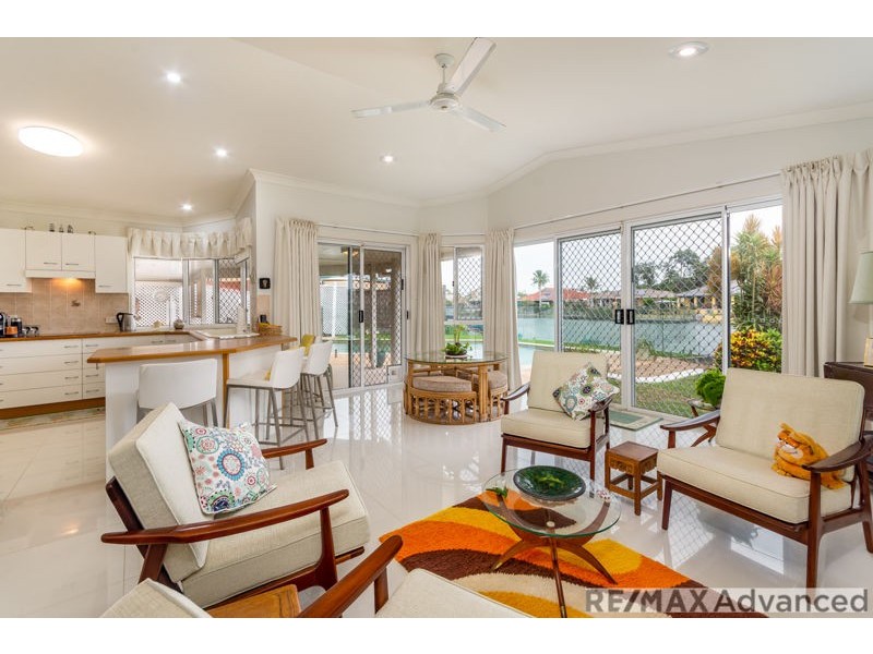 28 Hoya Crescent, Bongaree QLD 4507