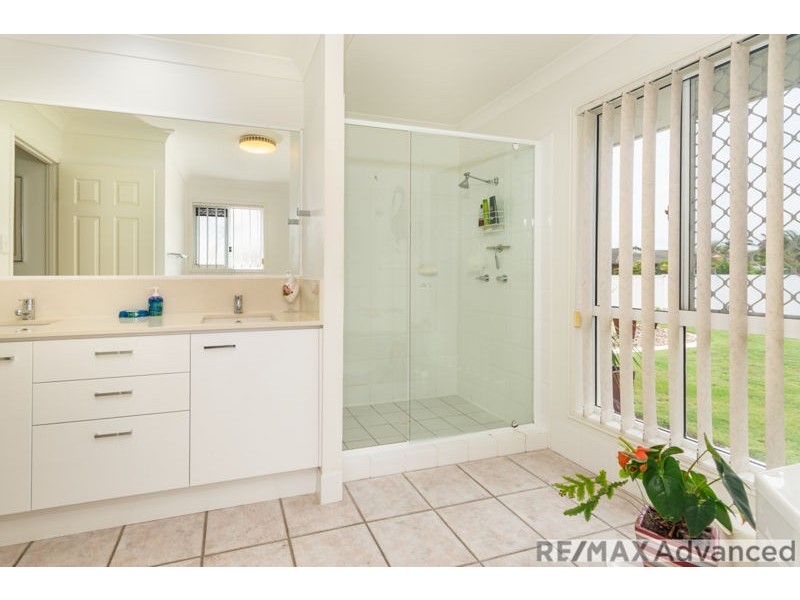 28 Hoya Crescent, Bongaree QLD 4507