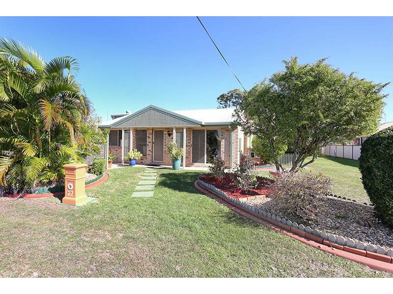 27 Pheasant Avenue, Banksia Beach QLD 4507