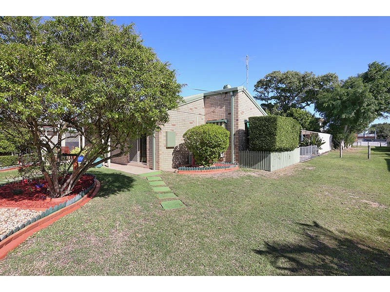 27 Pheasant Avenue, Banksia Beach QLD 4507