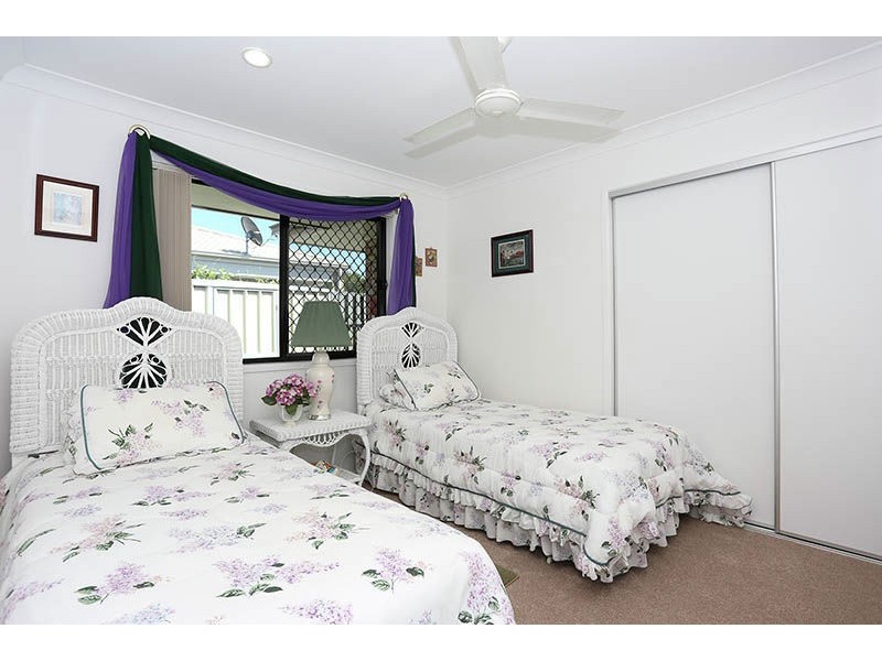 248 Bestmann Rd, Sandstone Point QLD 4511