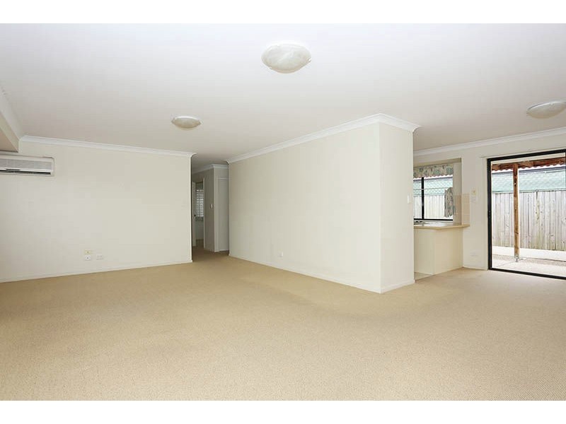 9 Seabreeze Court, Sandstone Point QLD 4511