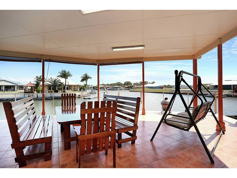 14 Tamala Court, Bongaree QLD 4507