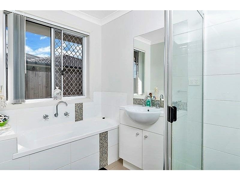 7 Riceflower Court, Ningi QLD 4511