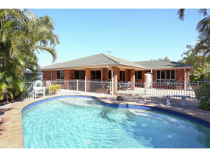 54 Voyagers Drive, Banksia Beach QLD 4507