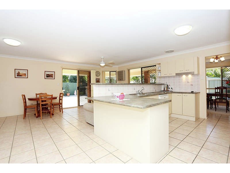 54 Voyagers Drive, Banksia Beach QLD 4507