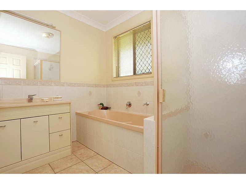 54 Voyagers Drive, Banksia Beach QLD 4507