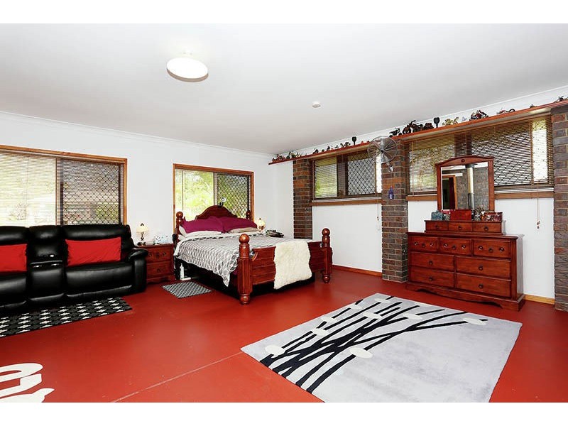 79 Relesah Drive, Ningi QLD 4511