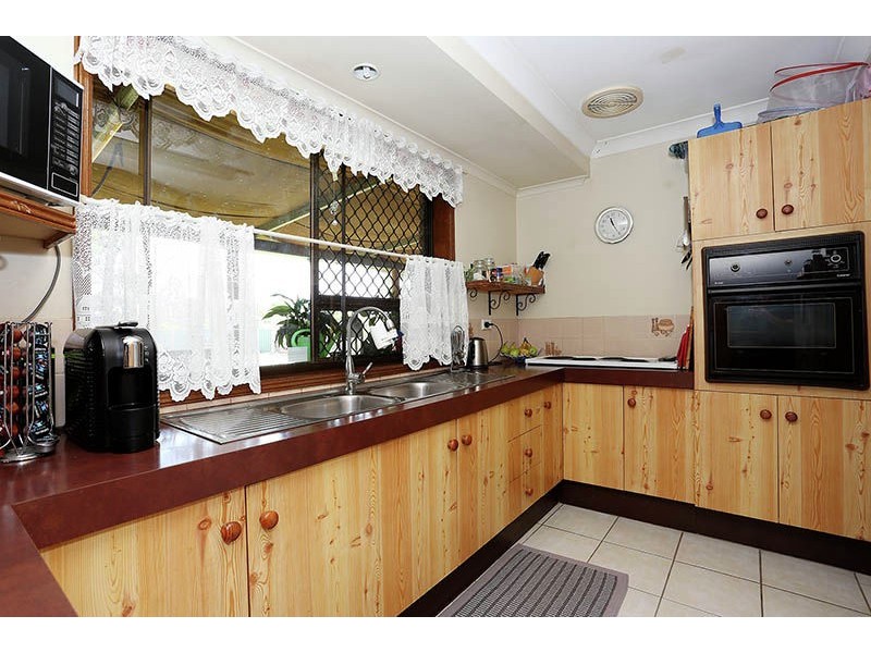 79 Relesah Drive, Ningi QLD 4511