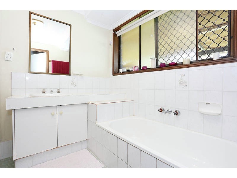 79 Relesah Drive, Ningi QLD 4511