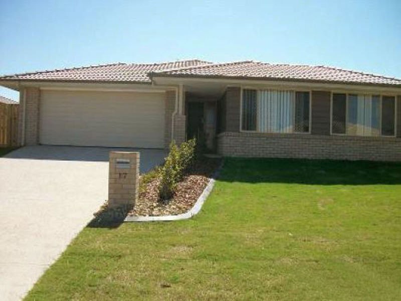 17 Peacherine Circuit, Bellmere QLD 4510