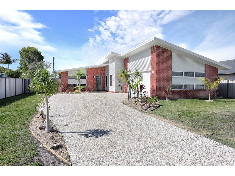 6 Sinclair Place, Ningi QLD 4511