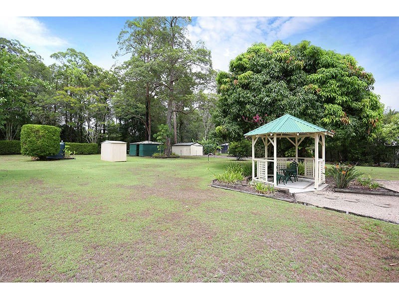 19 Triton Crt, Ningi QLD 4511