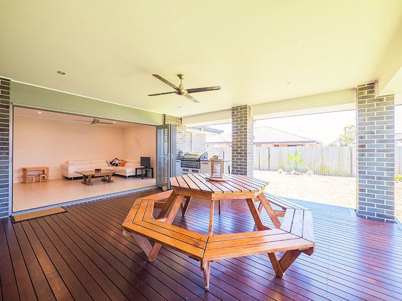 24 Treefrog Street, Ningi QLD 4511