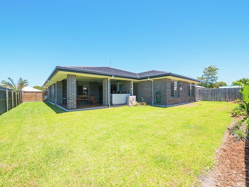 24 Treefrog Street, Ningi QLD 4511