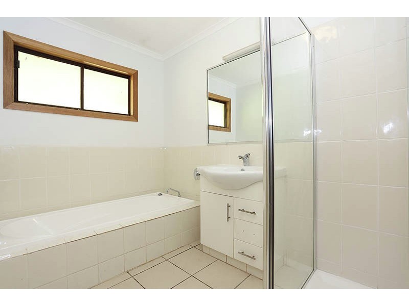 20 Sunny Court, Ningi QLD 4511