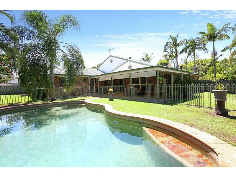 2-4 Lever Court, Ningi QLD 4511