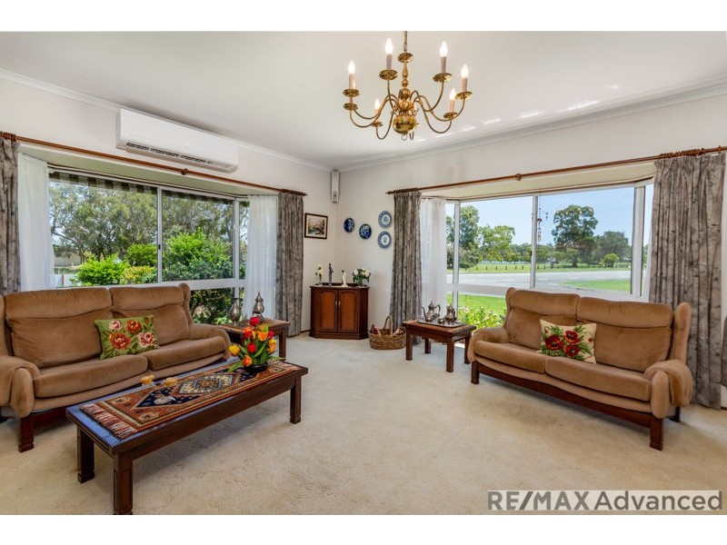 2 Elizabeth Batts Court, Banksia Beach QLD 4507