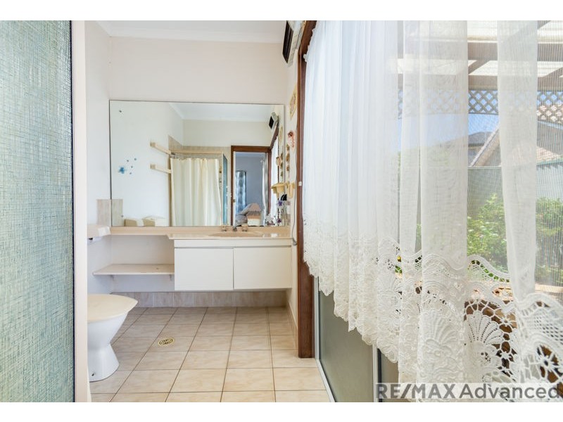 2 Elizabeth Batts Court, Banksia Beach QLD 4507