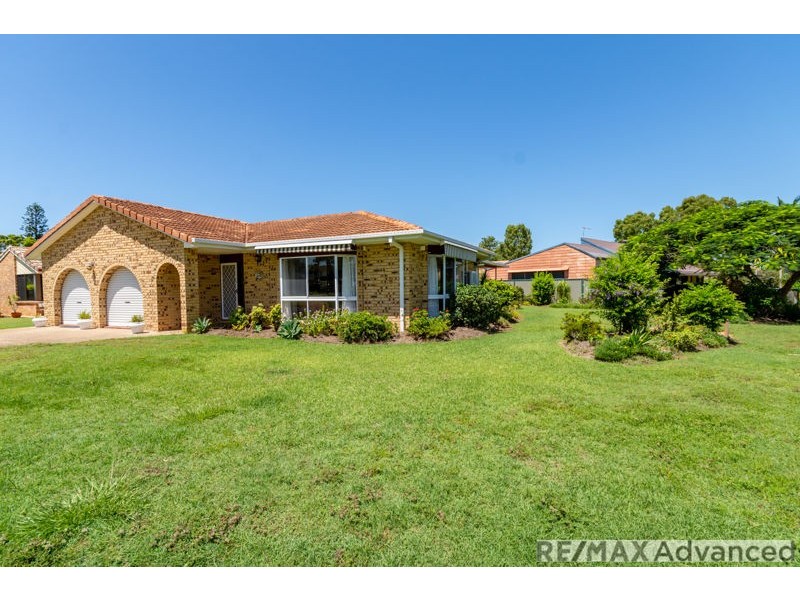 2 Elizabeth Batts Court, Banksia Beach QLD 4507