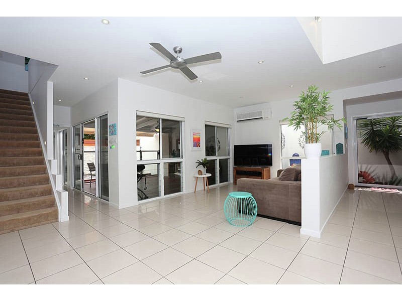 2/52 Banya St, Bongaree QLD 4507