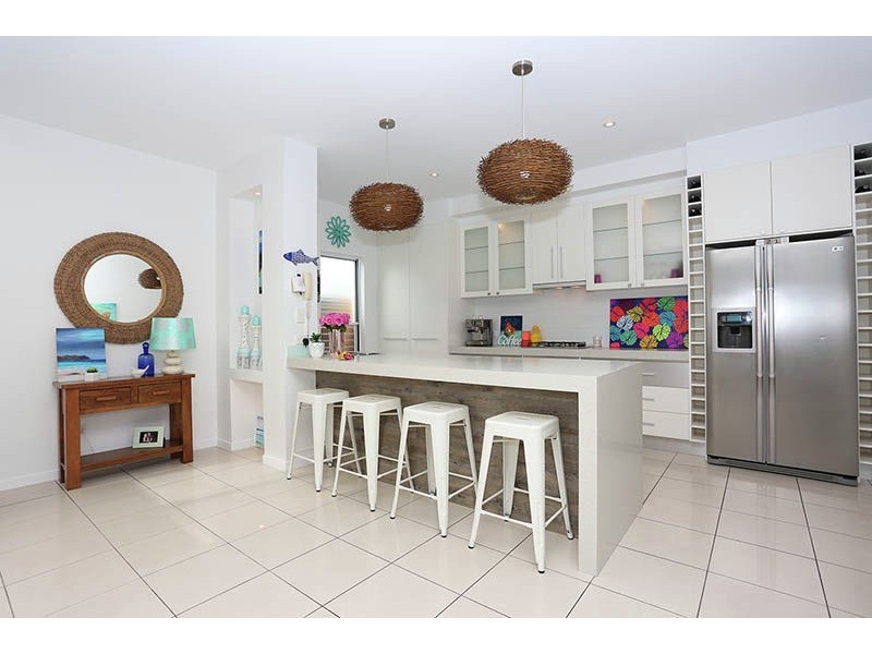 2/52 Banya St, Bongaree QLD 4507