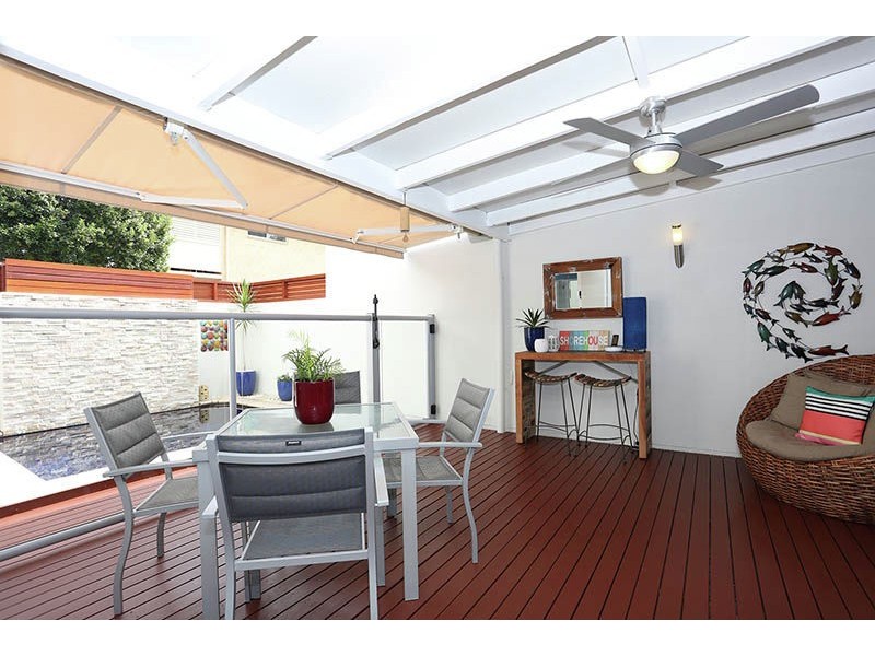 2/52 Banya St, Bongaree QLD 4507