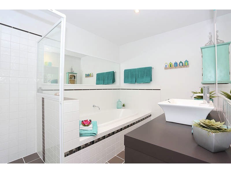 2/52 Banya St, Bongaree QLD 4507