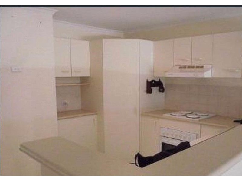 1/8 Dianthus Ave,, Banksia Beach QLD 4507