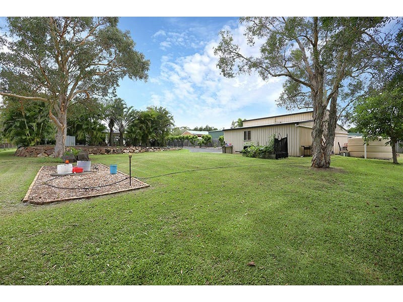 37 Wrenaus Way, Ningi QLD 4511