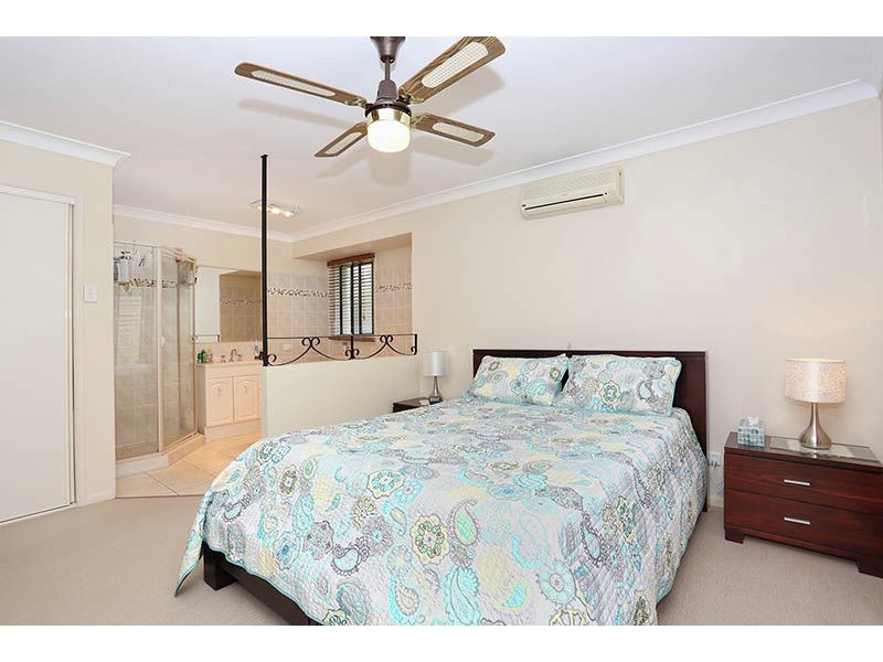 37 Wrenaus Way, Ningi QLD 4511