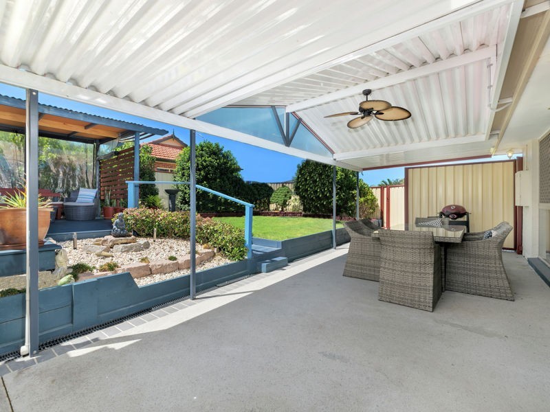 4 Trent Court, Sandstone Point QLD 4511