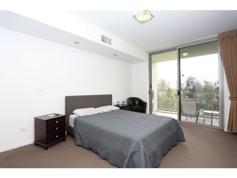 15/8A Spinnaker Drive, Sandstone Point QLD 4511