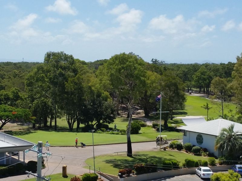 4/5 Links Court, Woorim QLD 4507