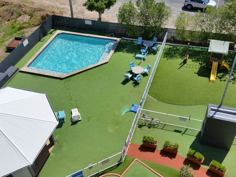 4/5 Links Court, Woorim QLD 4507