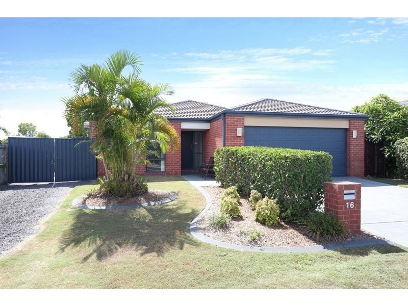 16 Middle Cove Court, Sandstone Point QLD 4511