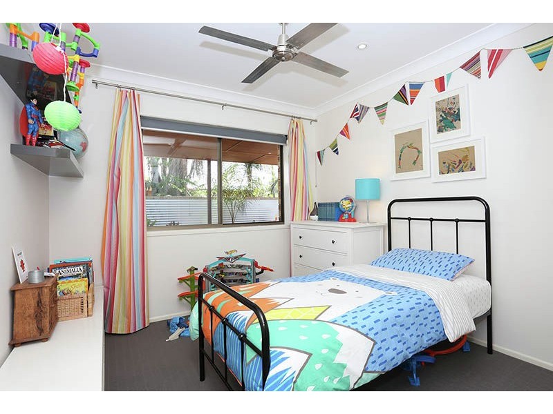 32 Hawaii Crescent, Banksia Beach QLD 4507
